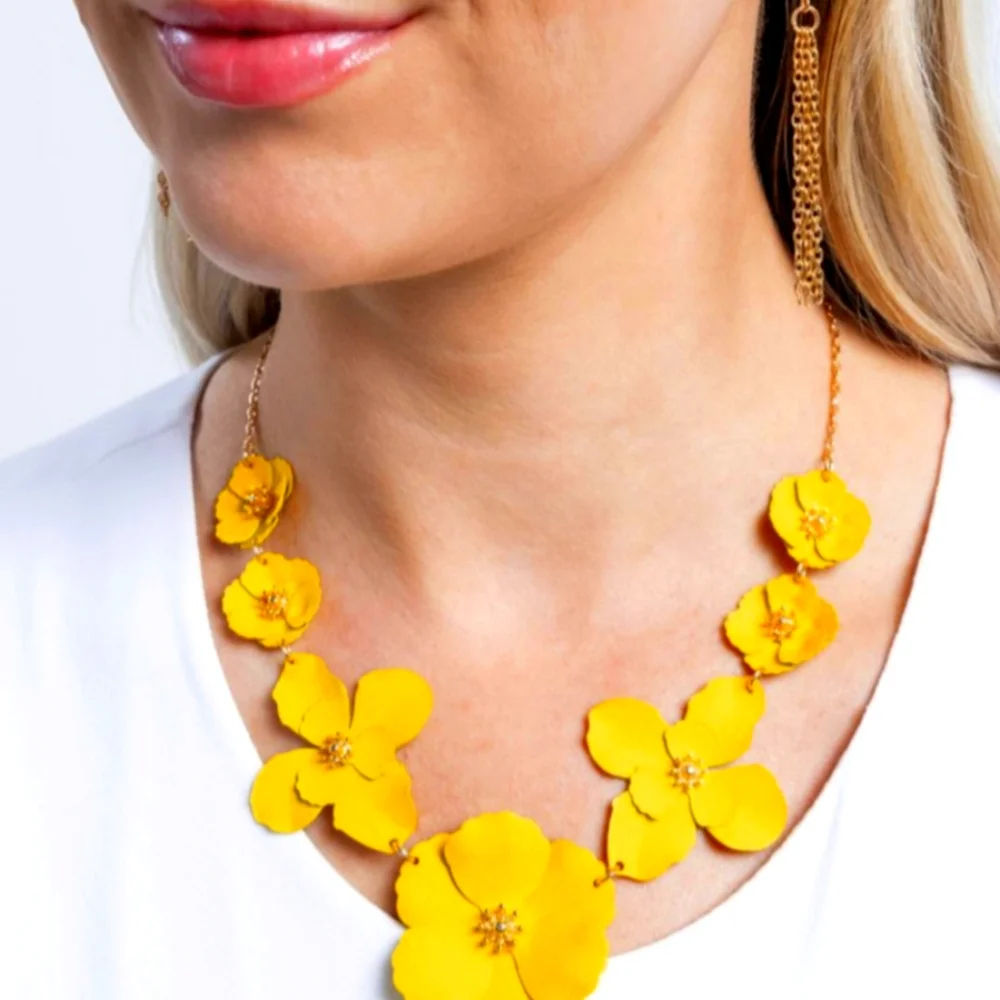 Brand new Necklace with Matching Earrings - Picture 1 of 2